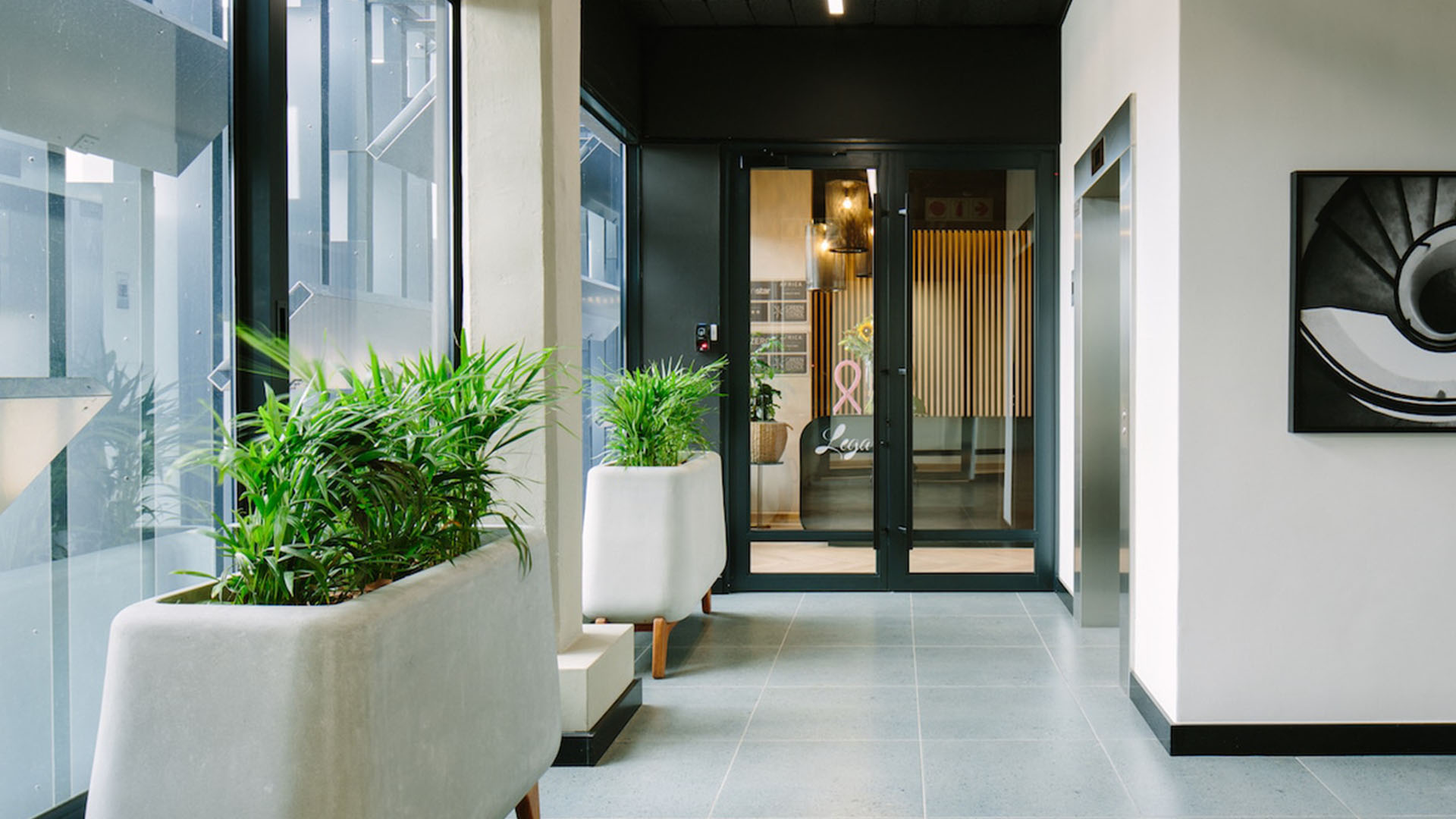 http://78%20Corlett%20Office%20Building%20Gallery%201